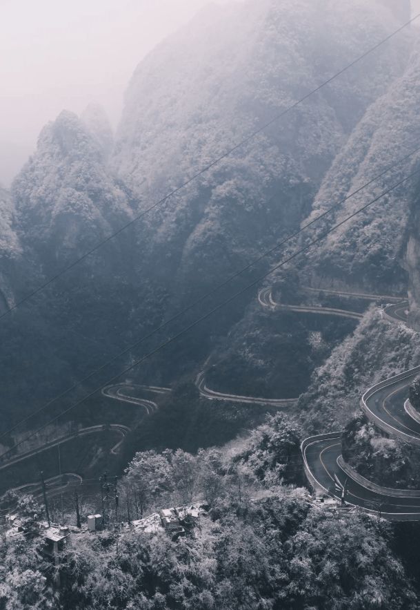 张家界五天四晚旅游完美计划及美食分享CQ9电子游戏张家界旅游家庭攻略提供(图2) 张家界五天四晚旅游完美计划及美食分享CQ9电子游戏张家界旅游家庭攻略提供(图2)