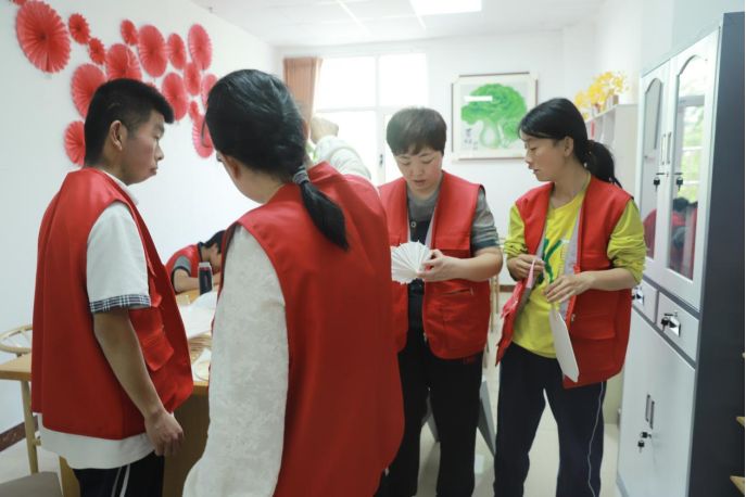 来：济莱特校、莱芜宏博康养中心校企融合展新篇CQ9电子平台网站校企携手展成果匠心巧手绘未(图4)